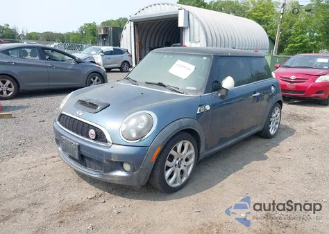 2010 Mini Cooper S from USA, damaged, VIN WMWMF7C54ATZ74321